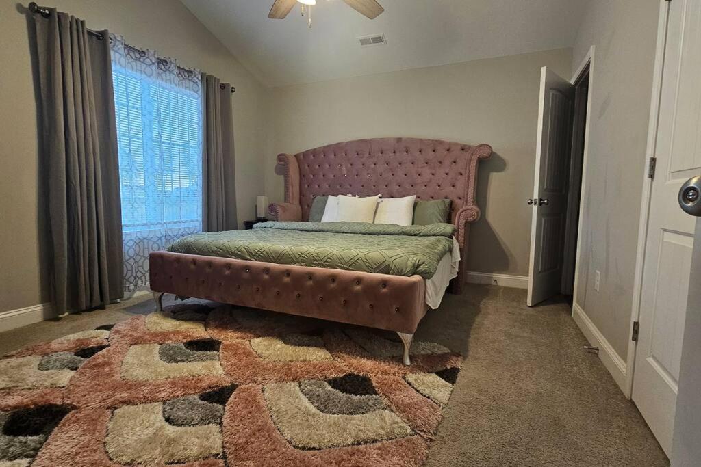Gorgeous 3 Bedroom Home With Cable Tv In All Rooms & Free Wi-Fi Concord Exterior foto
